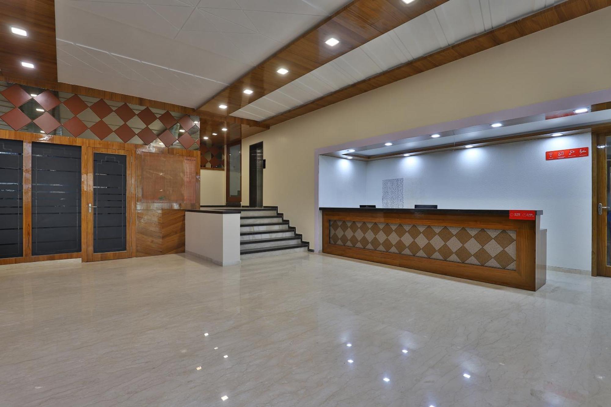 Collection O Panchsheel Hotel Vadodara Bagian luar foto