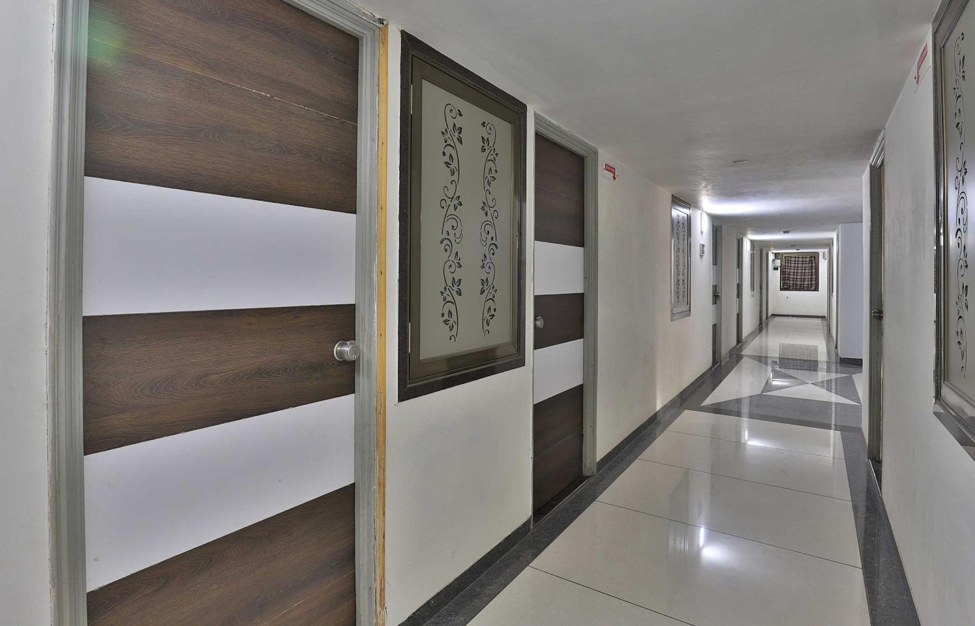Collection O Panchsheel Hotel Vadodara Bagian luar foto
