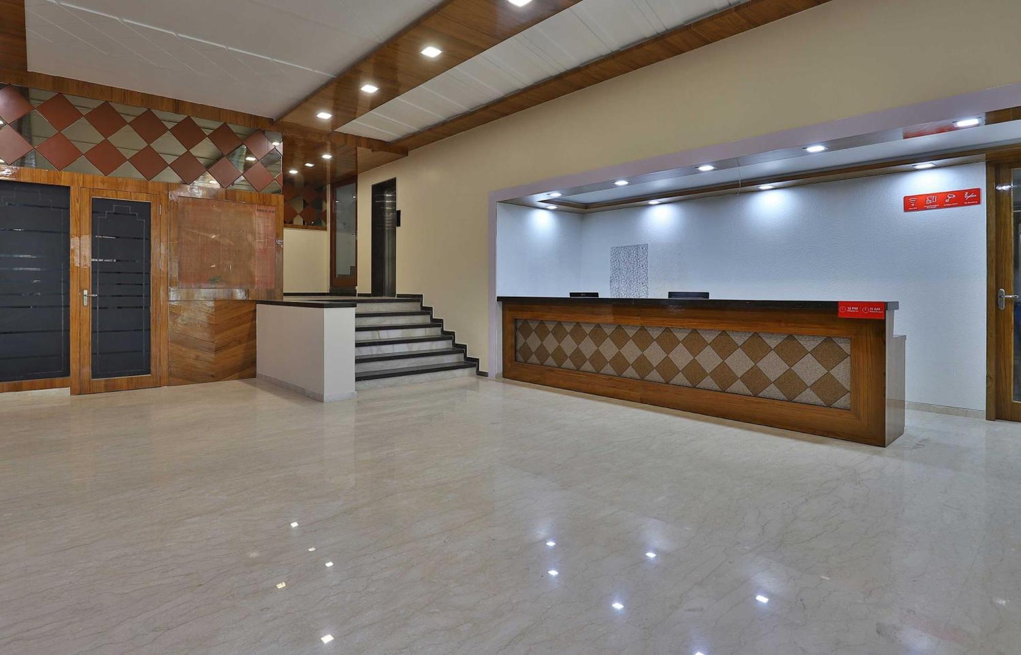 Collection O Panchsheel Hotel Vadodara Bagian luar foto