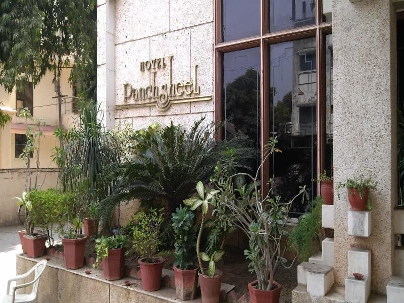 Collection O Panchsheel Hotel Vadodara Bagian luar foto