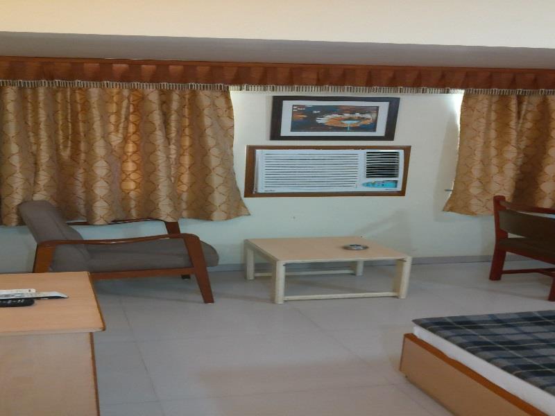 Collection O Panchsheel Hotel Vadodara Bagian luar foto